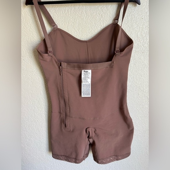 Delie Fajas Diseños de Prada Faja Colombiana Post-Surgical 3XL - Picture 5 of 9